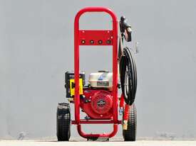 Petrol Pressure Washer 3000 PSI - picture2' - Click to enlarge