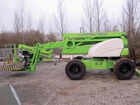 HR18 4x4 Self Propelled Boom Lift - picture2' - Click to enlarge