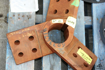 Hub for very large tank mixer agitator suit 4