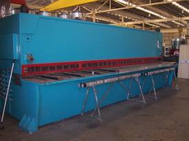 Imperial - Hydraulic Guillotine - 6m x 6m DISCOUNTED  - picture1' - Click to enlarge