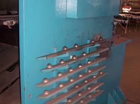 Imperial - Hydraulic Guillotine - 6m x 6m DISCOUNTED  - picture2' - Click to enlarge