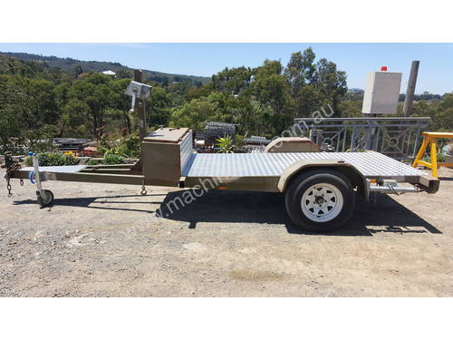 FLAT BED MULTI USE TRAILER