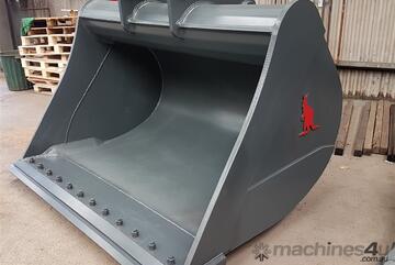 Roo Attachments 25T Mud Batter Bucket 2000 mm Wide