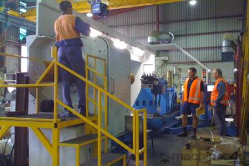 KINWA Heavy Duty CNC Lathes 1.5M up to 2.5M swing