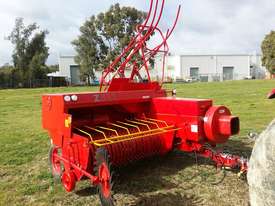 2018 UNIA KOSTKA Z511 SMALL SQUARE BALER - picture1' - Click to enlarge