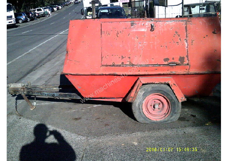 caption 175cfm , isuzu powered , trailer mounted , 6900hr