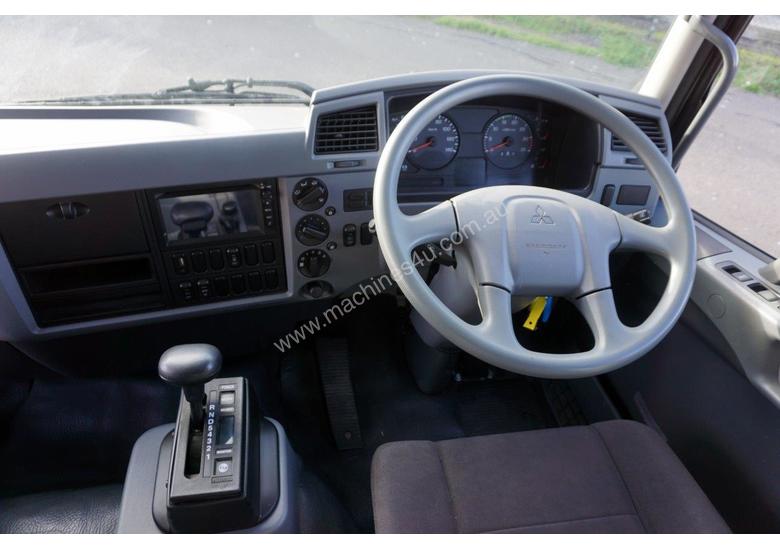 caption 2014 Mitsubishi FM 1627 Automatic 10 Pallet Curtainsider