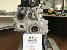 Mazda WLAT 2.5L 2 Cylinder 16V DOHC Fully Reconditioned Long Motor - picture0' - Click to enlarge