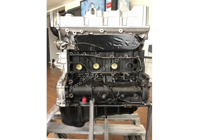 caption Mazda WLAT 2.5L 2 Cylinder 16V DOHC Fully Reconditioned Long Motor