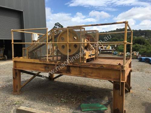 Jaw Crusher 150 mm x 750 mm on stand with motor