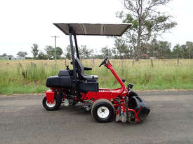 Toro Greensmaster 3150 Golf Greens mower Lawn Equipment - picture1' - Click to enlarge