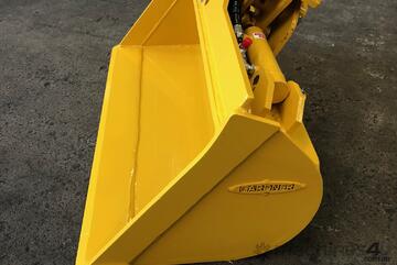 GARDNER ENGINEERING - 1.8T Tilt Bucket