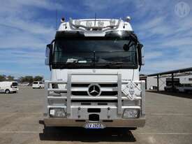 Mercedes-Benz Actros - picture0' - Click to enlarge