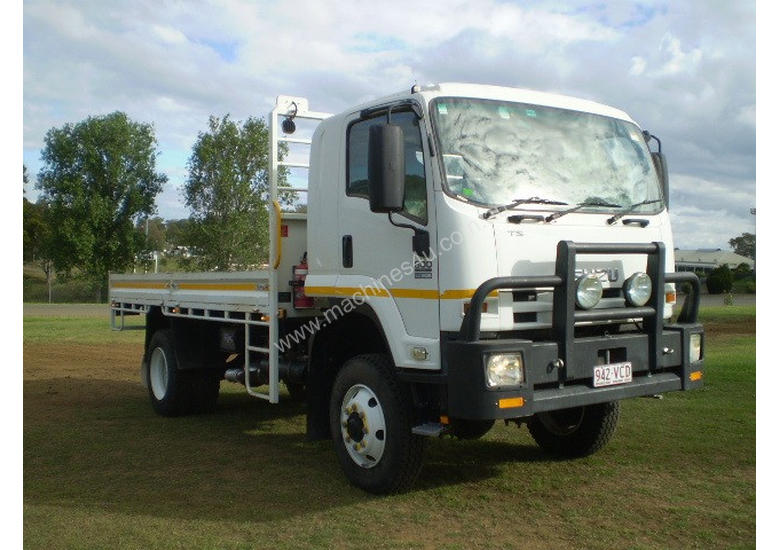 caption Isuzu FTS800 Tray Truck