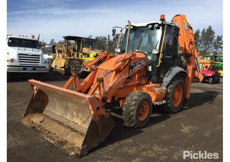 caption 2012 JCB 3CXSMAEC