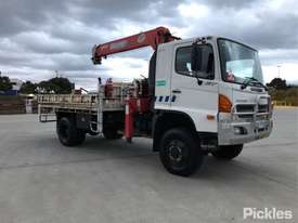 2005 Hino GT - picture0' - Click to enlarge