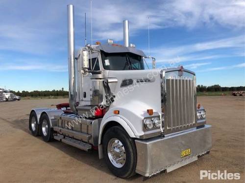 2015 Kenworth T909