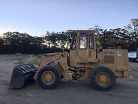 1984 CATERPILLAR 916 WHEEL LOADER - picture1' - Click to enlarge