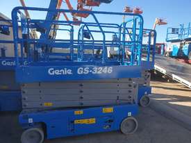BRAND NEW GENIE 32FT SCISSOR LIFTS ELECTRIC - picture0' - Click to enlarge
