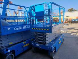 BRAND NEW GENIE 32FT SCISSOR LIFTS ELECTRIC - picture1' - Click to enlarge