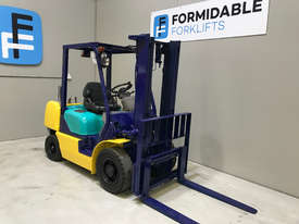 Komatsu FG25 LPG / Petrol Counterbalance Forklift - picture1' - Click to enlarge