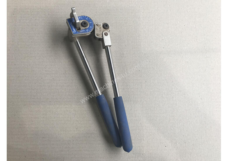 New swagelok Swagelok Hand Tube Bender 1 4 in Tube OD 3 4 in Bend