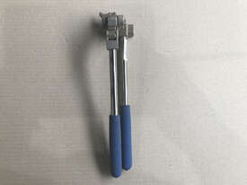 Swagelok Hand Tube Bender 1/4 in Tube OD, 3/4 in. Bend Radius MS-HTB-4 - picture2' - Click to enlarge