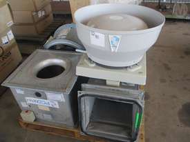 1 Pallet Assorted Ventilation Fans - picture0' - Click to enlarge