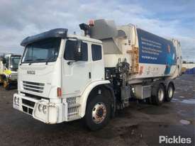 2012 Iveco Acco 2350F - picture2' - Click to enlarge