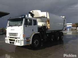 2012 Iveco Acco 2350 - picture2' - Click to enlarge
