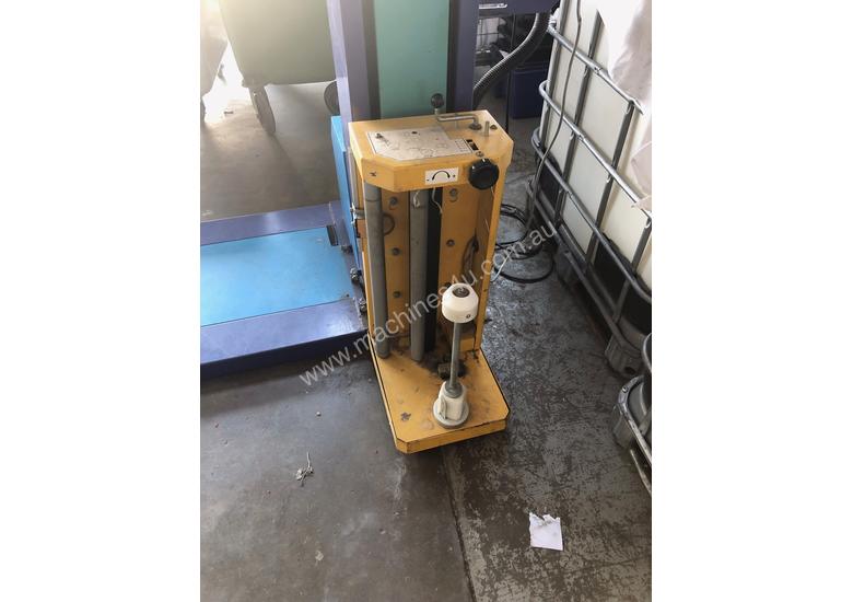 Used Not Specified Unknown Pallet Shrink Wrap Machine Pallet Wrapping