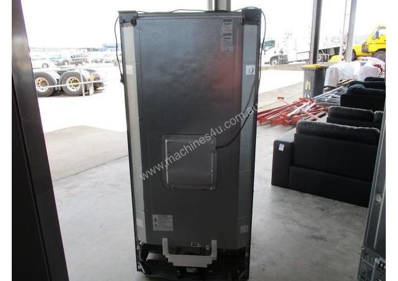 Used panasonic Panasonic 551l Fridge freezer Commercial Fridges in