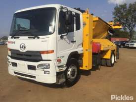 2012 Nissan UD PK 17 280 Condor - picture2' - Click to enlarge