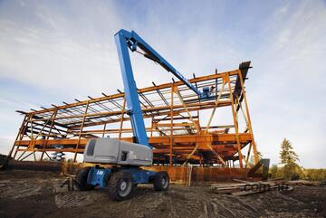 Genie Z-80/60 80ft Diesel Knuckle Boom Lift Exceptional Reach & Advanced 4WD,