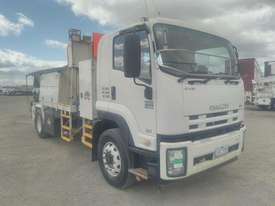 Isuzu FVR 1000 - picture0' - Click to enlarge