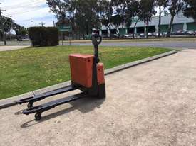 Used /second hand BT  1.8 Ton Electric Pallet Truck   - picture1' - Click to enlarge