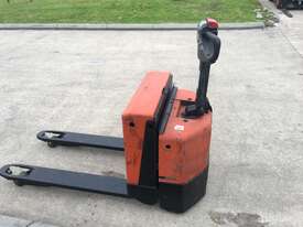 Used /second hand BT  1.8 Ton Electric Pallet Truck   - picture0' - Click to enlarge