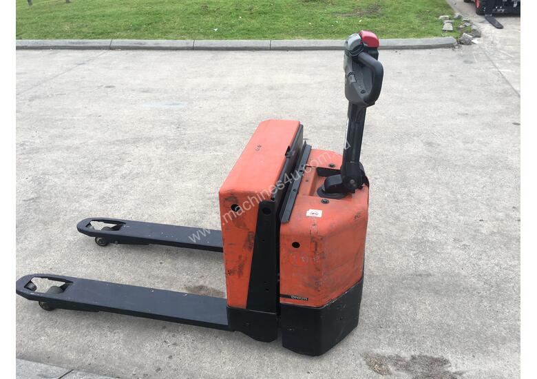 Used 2005 BT Used second hand BT 1 8 Ton Electric Pallet Truck Pallet