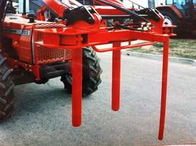 WRAPPED BALE HANDLER - picture0' - Click to enlarge