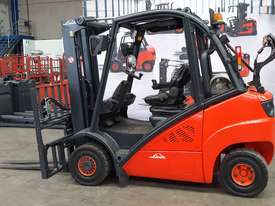 Used Forklift:  H25T Genuine Preowned Linde 2.5t - picture2' - Click to enlarge