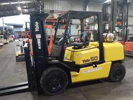 Forklift For Sale 5 Ton Yale LPG 4300mm Container Entry Mast Side Shift - picture0' - Click to enlarge