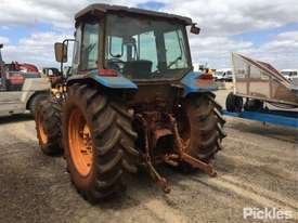 New Holland TL100 - picture2' - Click to enlarge