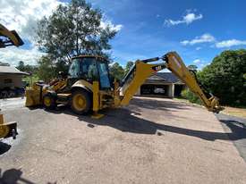 2013 CAT 432F 4WD BackHoe 4in1 Bucket with Roll Over Forks - picture2' - Click to enlarge