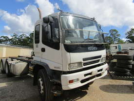 2006 Isuzu FVD Wrecking Stock #1778 - picture0' - Click to enlarge