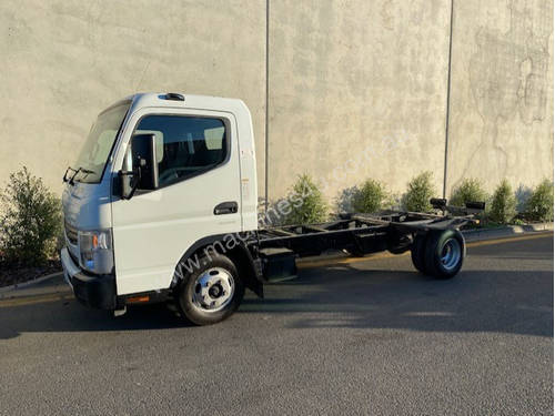 Fuso Canter Cab chassis Truck