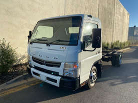 Fuso Canter Cab chassis Truck - picture0' - Click to enlarge