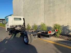 Fuso Canter Cab chassis Truck - picture1' - Click to enlarge