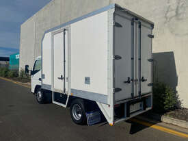 Fuso Canter 515 Pantech Truck - picture2' - Click to enlarge