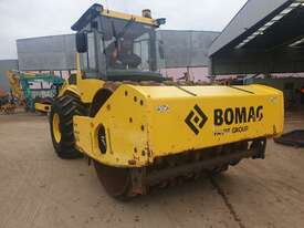 USED BOMAG BW216PDH-5 17T PADFOOT ROLLER WITH LOW 1846HRS - picture0' - Click to enlarge