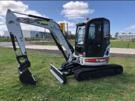 430 Bobcat Cabin Excavator  - picture0' - Click to enlarge